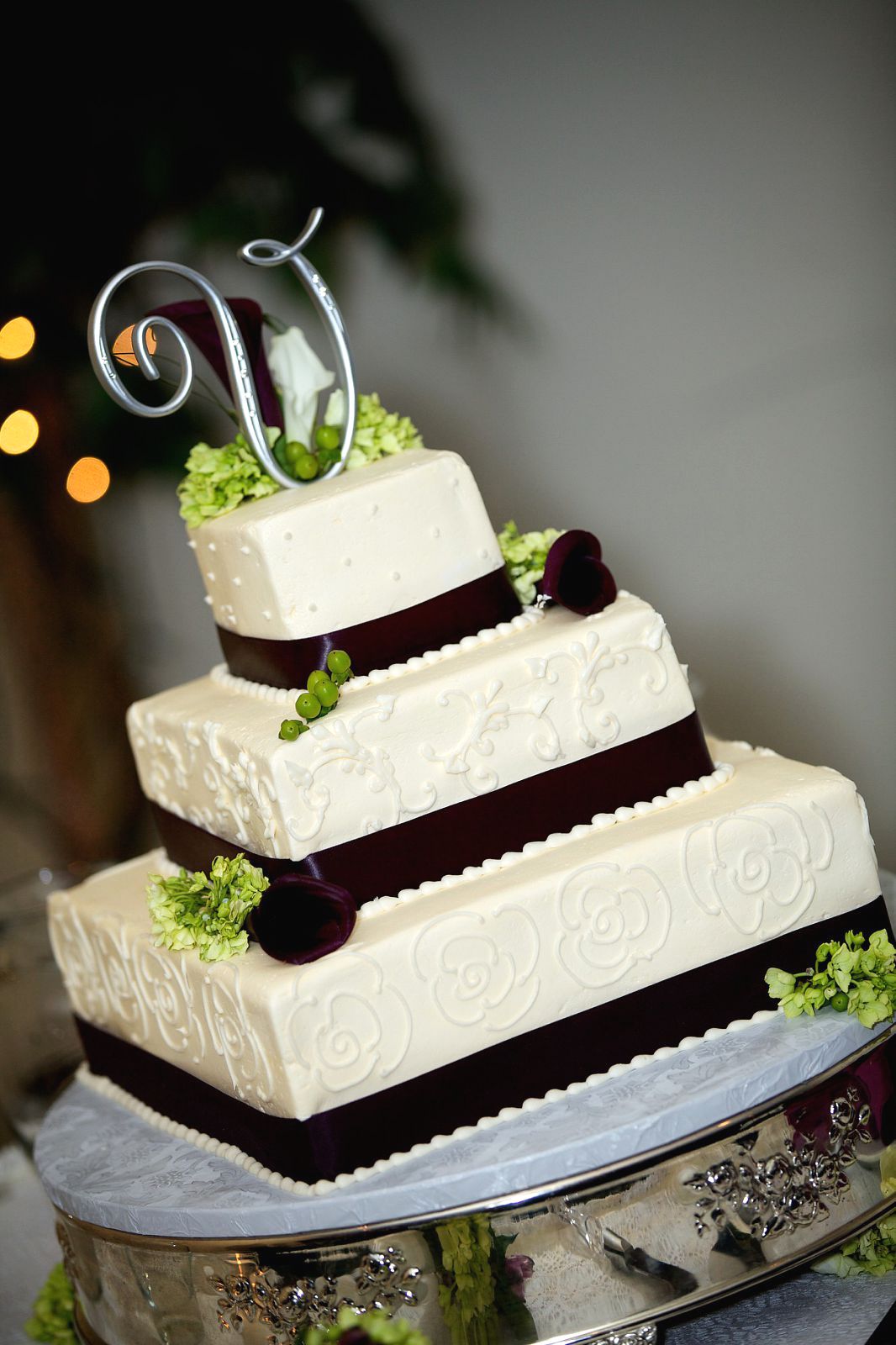Vetter wed cake.jpg
